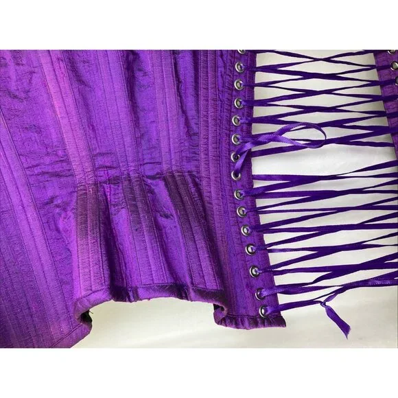 22 Dark Garden Ready Made Purple Silk Overbust Arch Corset Vintage 1990s 90s - Picture 5 of 6